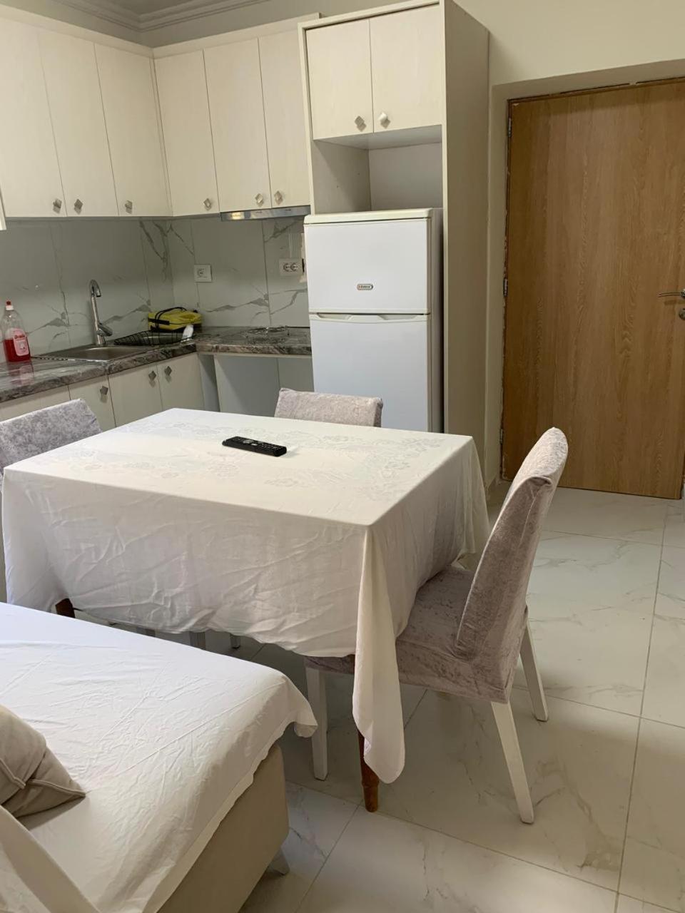 Angjelo Apartments Saranda Szoba fotó